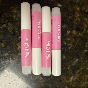 Press on fingernails glue